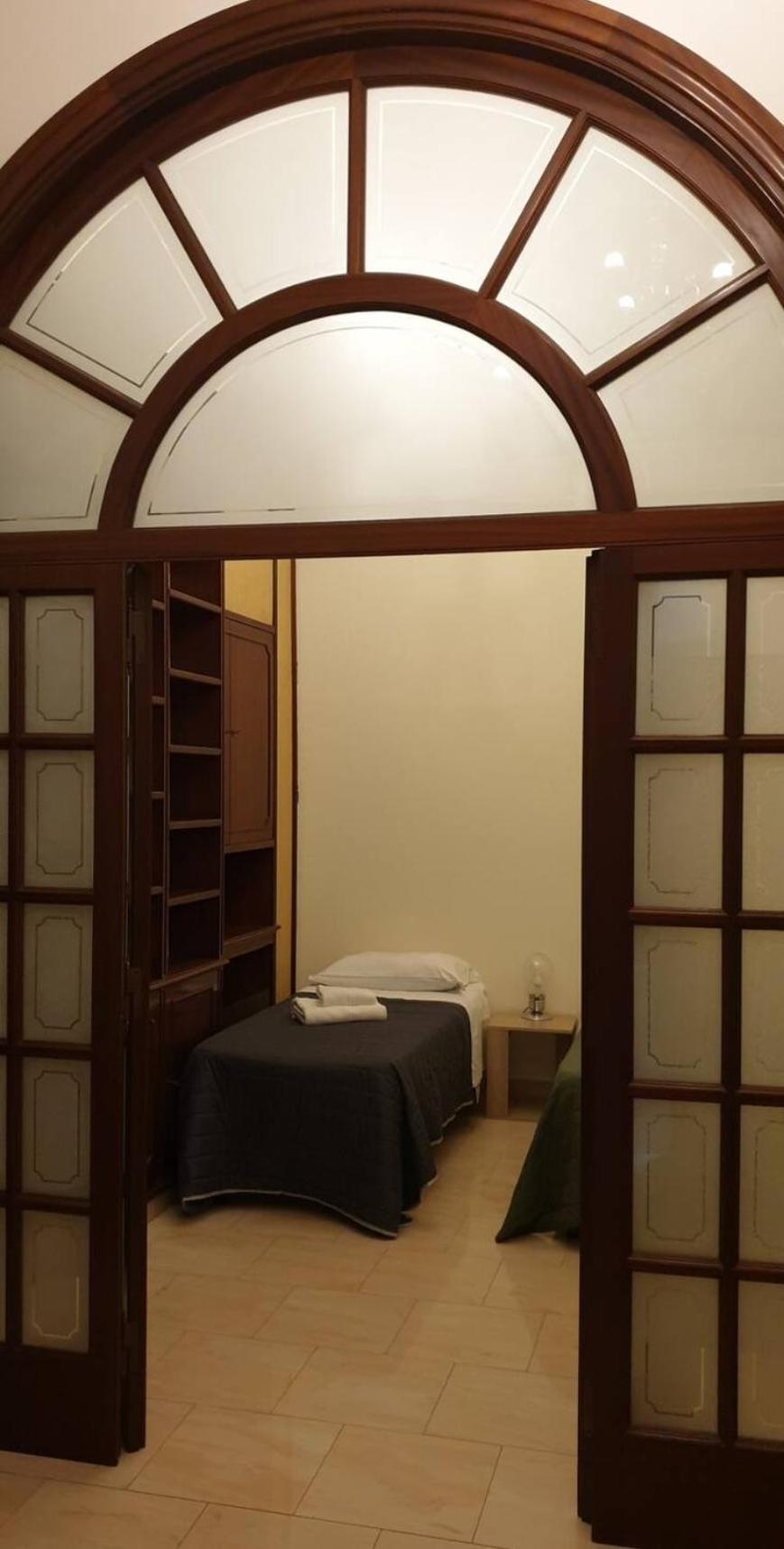 The Dante Apartment By Houseinเนเปิลส์ ภายนอก รูปภาพ